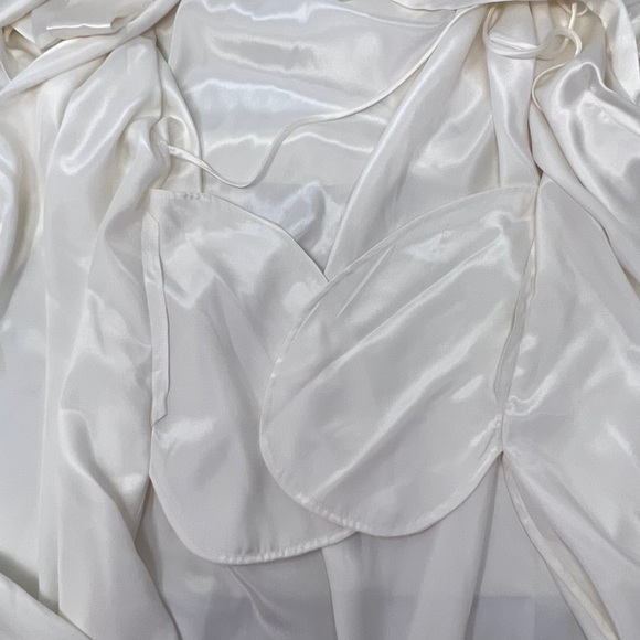 Valerie Stevens White Satin Kimono Sleeves Short Robe Size S Lace Trim Silky - Picture 9 of 14